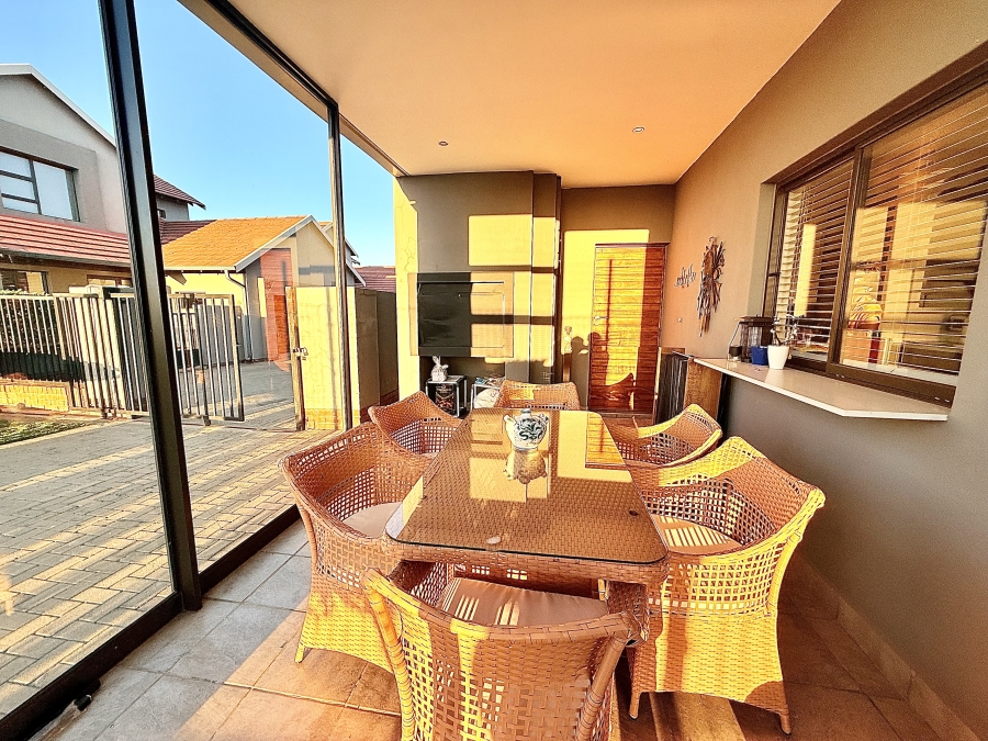 4 Bedroom Property for Sale in Wild Olive Estate Free State